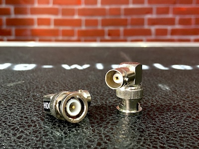 BNC-90Grad-Adapter [50 Ohm]