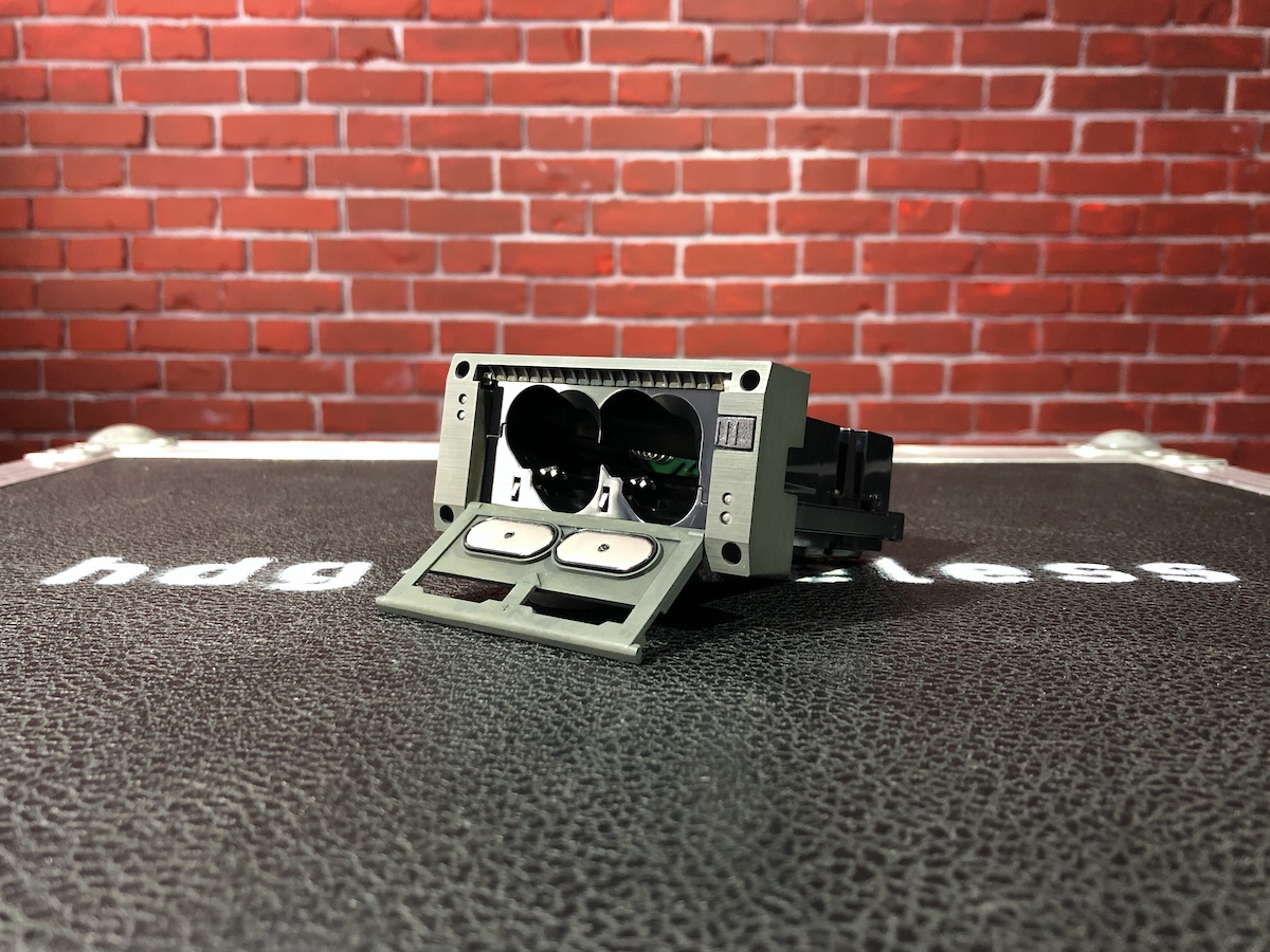 Shure  SBC-AC