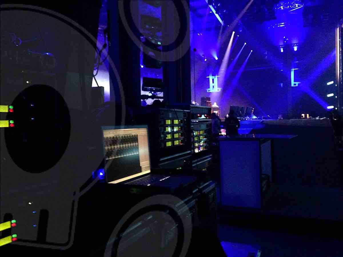 Frequenzmanagement & -monitoring, Rental HF-Technik | Sennheiser, Shure, Motorola, DPA, Neumann | Mikrofon & In-Ear-Monitoring | Konzert, Touring, TV-Broadcast, Film | hdg-wireless | professional wireless management & monitoring
 | Pic:2