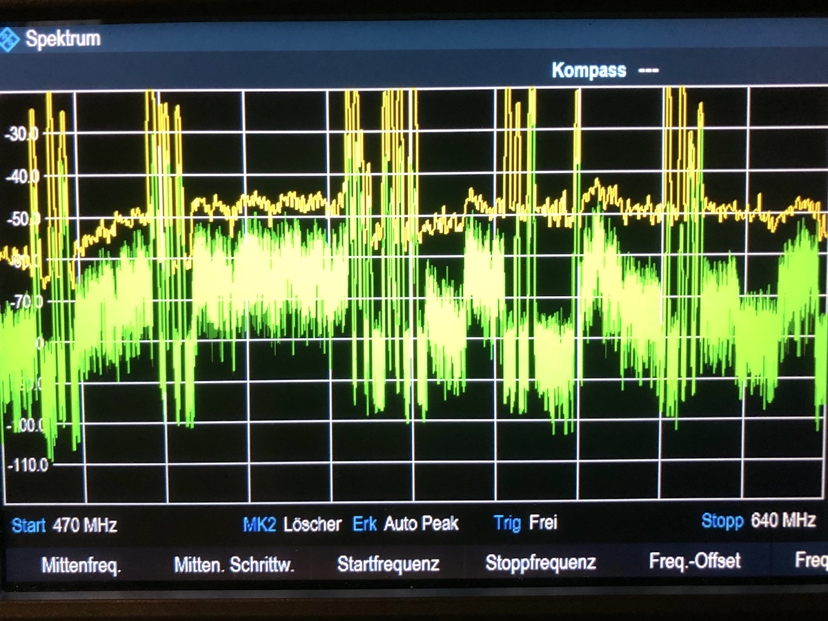 Frequenzmanagement & -monitoring, Rental HF-Technik | Sennheiser, Shure, Motorola, DPA, Neumann | Mikrofon & In-Ear-Monitoring | Konzert, Touring, TV-Broadcast, Film | hdg-wireless | professional wireless management & monitoring
 | Pic:53