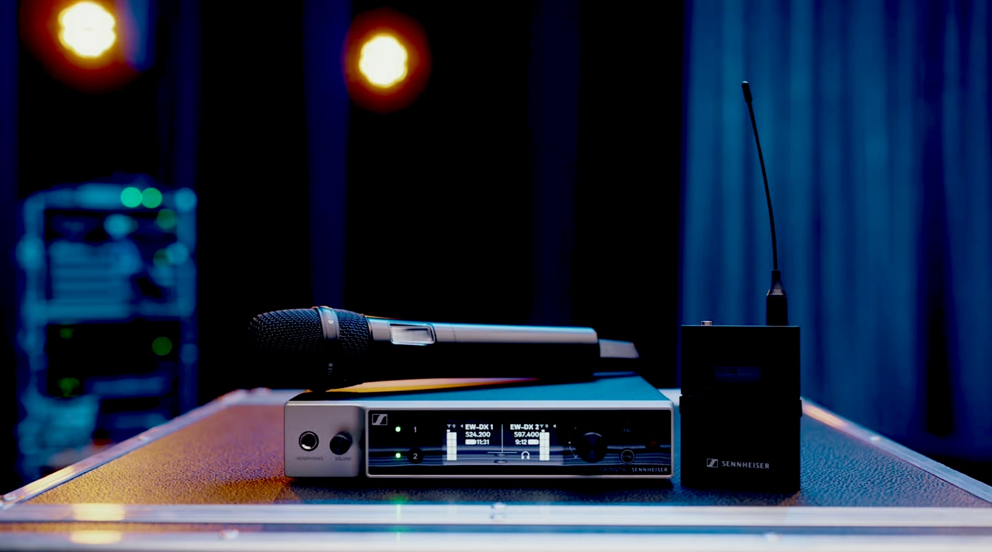 Frequenzmanagement & -monitoring, Rental HF-Technik | Sennheiser, Shure, Motorola, DPA, Neumann | Mikrofon & In-Ear-Monitoring | Konzert, Touring, TV-Broadcast, Film | hdg-wireless | professional wireless management & monitoring
 | Pic:37
